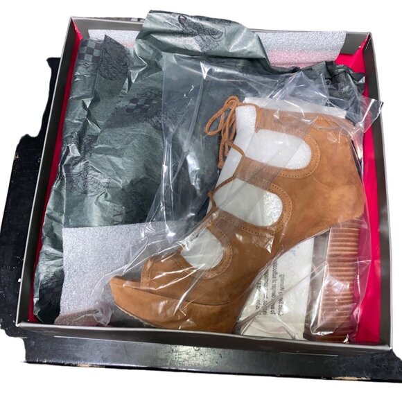 Vince Camuto VC-Kamaye 9M 39 Women Shoes 5” Heel Suede Tan Lace-Up Leather - Picture 9 of 14